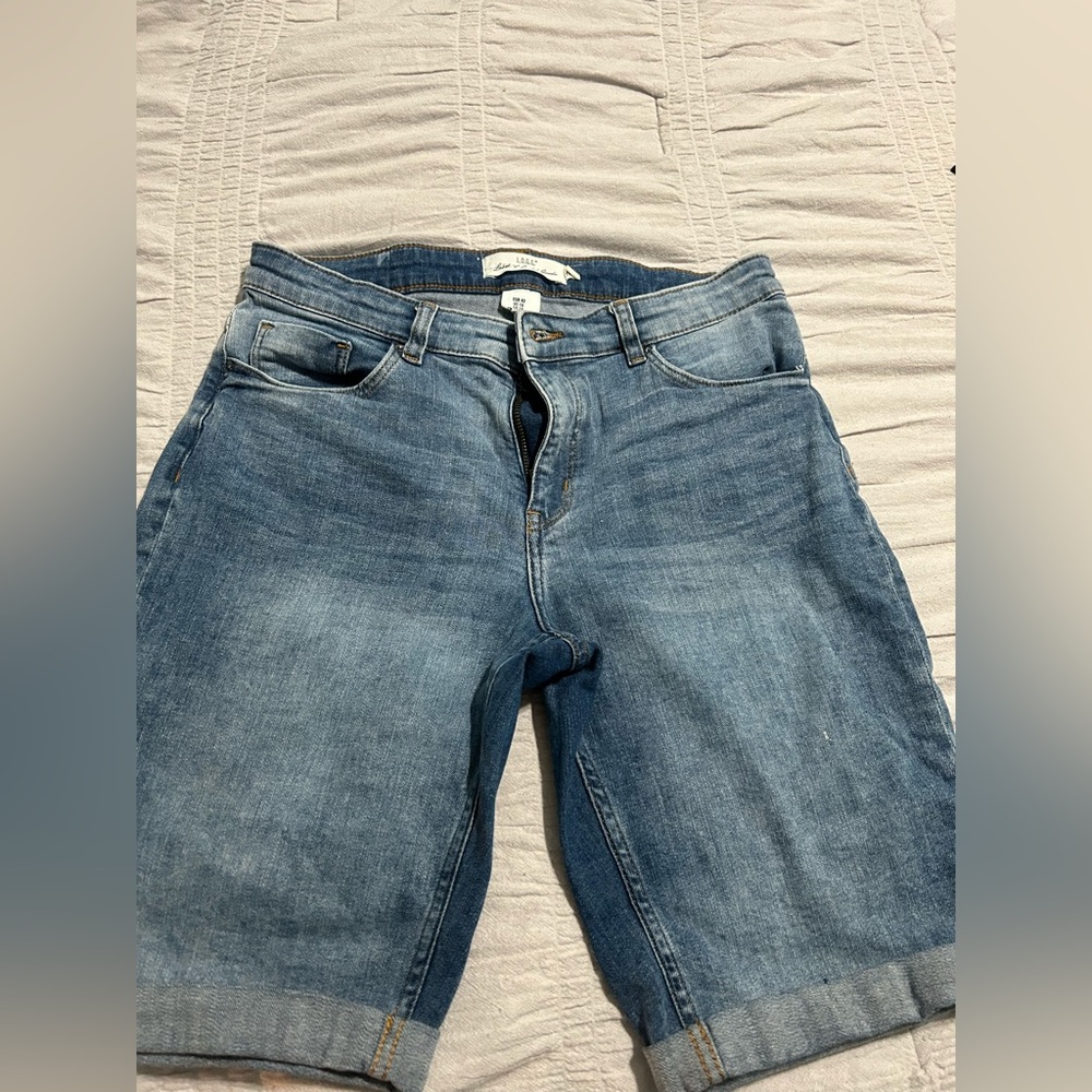 H&M Bermuda jean shorts!